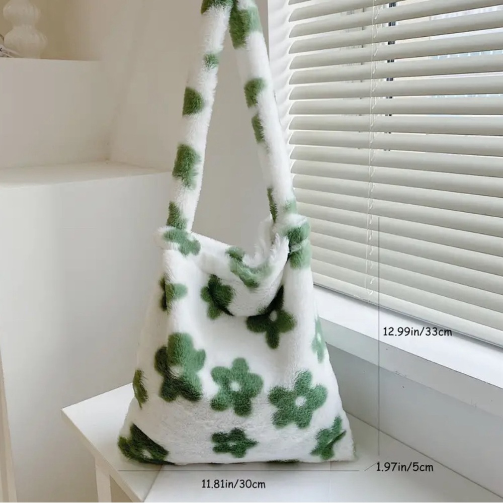 Flower Pattern Plush Tote Bag, Colorblock Furry Shoulder Bag. NEW IN PACKAGE - Picture 4 of 5